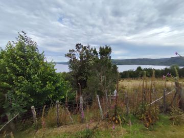Parcela con casa, excelente vista a Lago Natri, sector Miraflores
