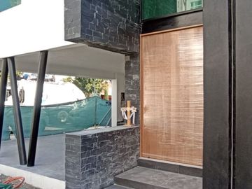 VENTA RESIDENCIA NUEVA FRACC ALTA VISTA  ZONA DE ANGELOPOLIS