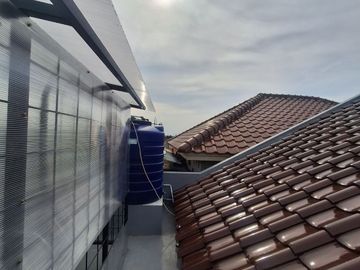 Rumah baru siap huni di komplek pondok kelapa jakarta timu r