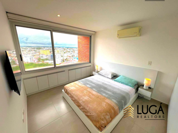 Departamento primera línea al mar 3 dormitorios amoblado en renta, sector playa murciélago, cerca al Mall del Pacífico, Manta, Ecuador