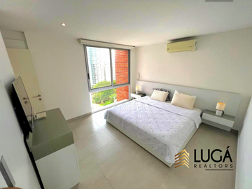 Departamento primera línea al mar 3 dormitorios amoblado en renta, sector playa murciélago, cerca al Mall del Pacífico, Manta, Ecuador