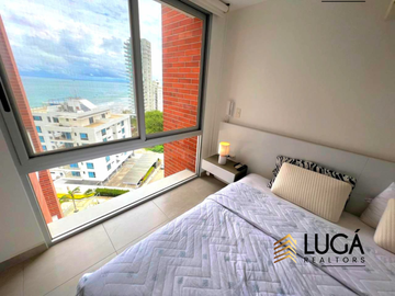 Departamento primera línea al mar 3 dormitorios amoblado en renta, sector playa murciélago, cerca al Mall del Pacífico, Manta, Ecuador