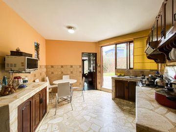 Oportunidad!!!! Se Vende Hermosa Casa En Esquina - La Molina