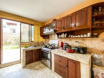 Oportunidad!!!! Se Vende Hermosa Casa En Esquina - La Molina
