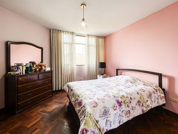 Oportunidad!!!! Se Vende Hermosa Casa En Esquina - La Molina