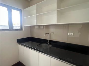 Office Building for Sale in Las Pinas • Property ID: FMA036