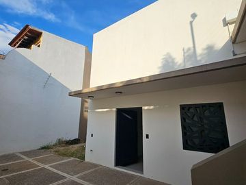 EN VENTA CASA DE LUJO CERCA DE COL. REFORMA , OAXACA.