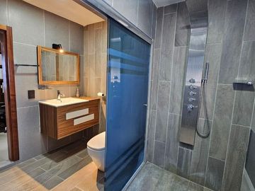 EN VENTA CASA DE LUJO CERCA DE COL. REFORMA , OAXACA.