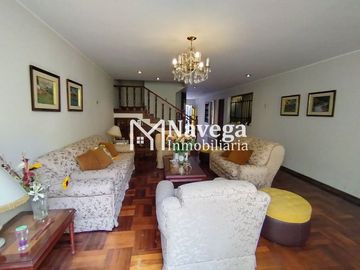 VENTA DE CASA EN LA PERLA - ESPALDA DE LA ISLA DEL PARAISO