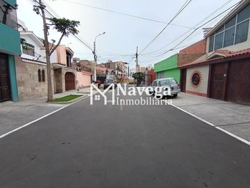 VENTA DE CASA EN LA PERLA - ESPALDA DE LA ISLA DEL PARAISO