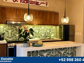 Exclusiva Villa de Lujo en La Veleta una Inversión con Alto Retorno