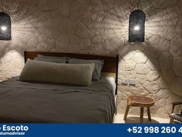 Exclusiva Villa de Lujo en La Veleta una Inversión con Alto Retorno