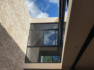 Exclusiva Villa de Lujo en La Veleta una Inversión con Alto Retorno