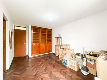 Ocasión!!!! Venta De Amplia Casa En Santa Patricia - La Molina