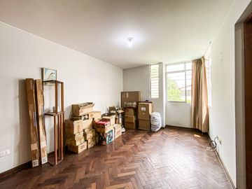 Ocasión!!!! Venta De Amplia Casa En Santa Patricia - La Molina