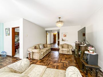 Ocasión!!!! Venta De Amplia Casa En Santa Patricia - La Molina