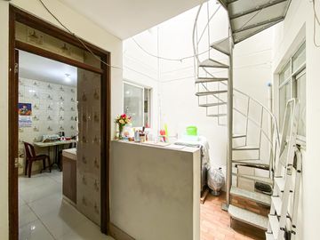 Ocasión!!!! Venta De Amplia Casa En Santa Patricia - La Molina