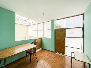 Ocasión!!!! Venta De Amplia Casa En Santa Patricia - La Molina