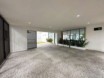 casa en venta de una planta con 4 habitaciones en zona norte, cholul
