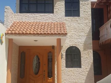 VENTA DE CASA EN COL. EJERCITO DE ORIENTE 4a. SECCIÓN