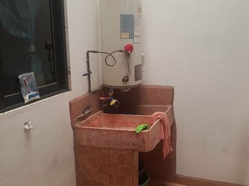 VENTA DE CASA EN COL. EJERCITO DE ORIENTE 4a. SECCIÓN