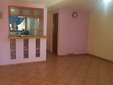 VENTA DE CASA EN COL. EJERCITO DE ORIENTE 4a. SECCIÓN