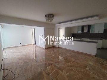 VENTA DEPARTAMENTO EN MIRAFLORES  - A UNA CUIADRA DEL MALECON Y DEL PARQUE MARIA REICHE