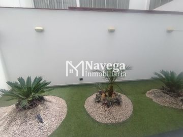 VENTA DEPARTAMENTO EN MIRAFLORES  - A UNA CUIADRA DEL MALECON Y DEL PARQUE MARIA REICHE