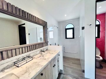 Condo en venta de 1 recamara, 1.5 baños dentro del exclusivo desarrollo 