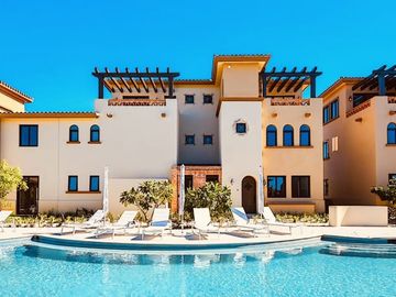 Condo en venta de 1 recamara, 1.5 baños dentro del exclusivo desarrollo 
