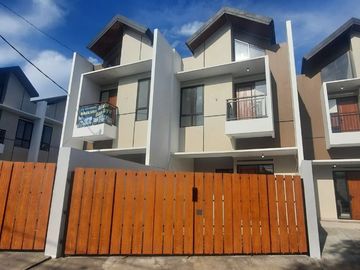 Rumah Dijual Baru Ready Di Tangerang Selatan Dekat Paradise Walk, Perumahan Syariah Nego