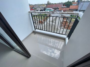 Rumah Dijual Baru Ready Di Tangerang Selatan Dekat Paradise Walk, Perumahan Syariah Nego