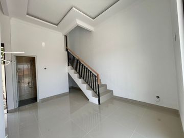 Rumah Dijual Baru Ready Di Tangerang Selatan Dekat Paradise Walk, Perumahan Syariah Nego