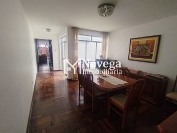 VENTA DE CASA EN CHUCUITO - FRENTE A PLAZA SANTA ROSA