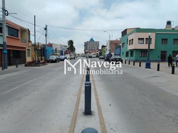 VENTA DE CASA EN CHUCUITO - FRENTE A PLAZA SANTA ROSA