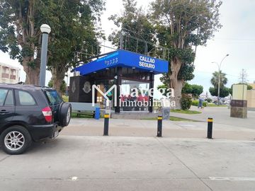 VENTA DE CASA EN CHUCUITO - FRENTE A PLAZA SANTA ROSA