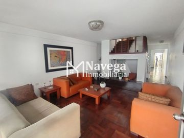 VENTA DE CASA EN CHUCUITO - FRENTE A PLAZA SANTA ROSA