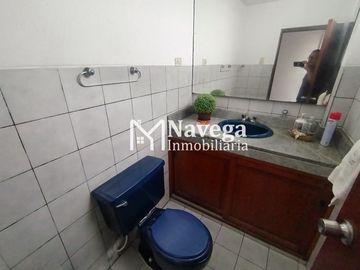 VENTA DE CASA EN CHUCUITO - FRENTE A PLAZA SANTA ROSA