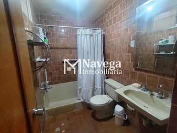 VENTA DE CASA EN CHUCUITO - FRENTE A PLAZA SANTA ROSA