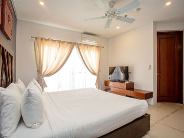 7Stones Boracay - Ocean View Boracay Large Two Bedroom Luxury Apartment 184m2