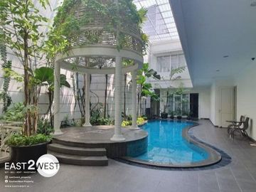 Dijual Rumah Model Klasik Kebon Kacang Tanah Abang Jakarta Pusat Bagus Cantik Siap Huni Lokasi Strategis Bebas Banjir
