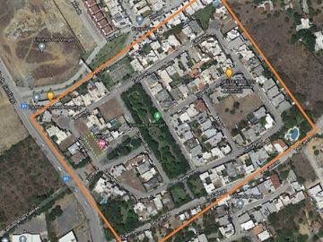 Casa en Venta Carretera Nacional El Vergel en esquina y frente a parque