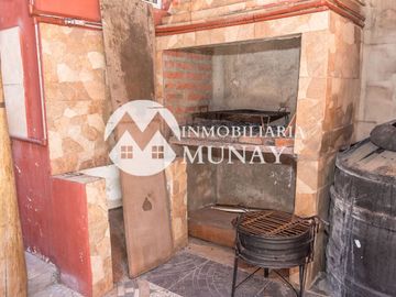 Venta casa tipo hostel, macrocentro Salta