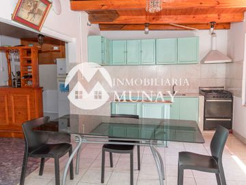 Venta casa tipo hostel, macrocentro Salta