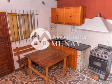 Venta casa tipo hostel, macrocentro Salta