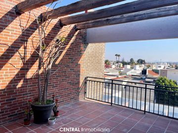 Exclusivo Departamento Vintage en Venta | 2 Recámaras | 2 Estacionamientos | Amplia Terraza Privada| San Pedro Cholula