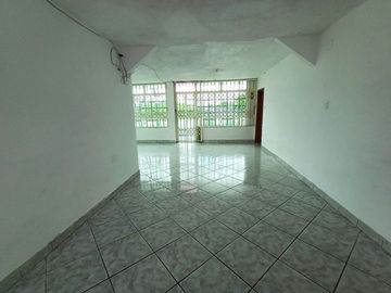 SE VENDE CASA RENTERA DE OPORTUNIDAD 3 PLANTAS, LA CONCORDIA - SANTO DOMINGO - ECUADOR