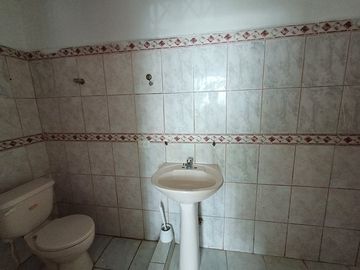 SE VENDE CASA RENTERA DE OPORTUNIDAD 3 PLANTAS, LA CONCORDIA - SANTO DOMINGO - ECUADOR