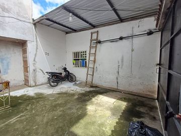 SE VENDE CASA RENTERA DE OPORTUNIDAD 3 PLANTAS, LA CONCORDIA - SANTO DOMINGO - ECUADOR