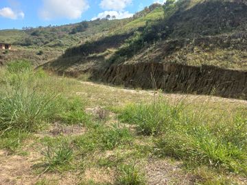 TE VENDO HERMOSO Y AMPLIO TERRENO EN BARBOSA ANTIOQUIA.